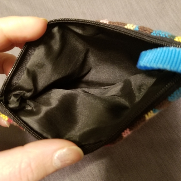 NEW! Change purse from Puerto Rico - Picture 3 of 4